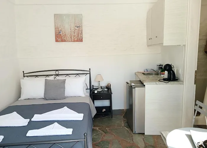 Simousi Studio 2 On The Beach! Ferienhaus